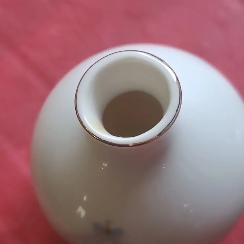 Vintage  Mini Bluebird Vase and Egg